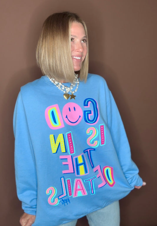 DIVINE DETAILS SWEATSHIRT